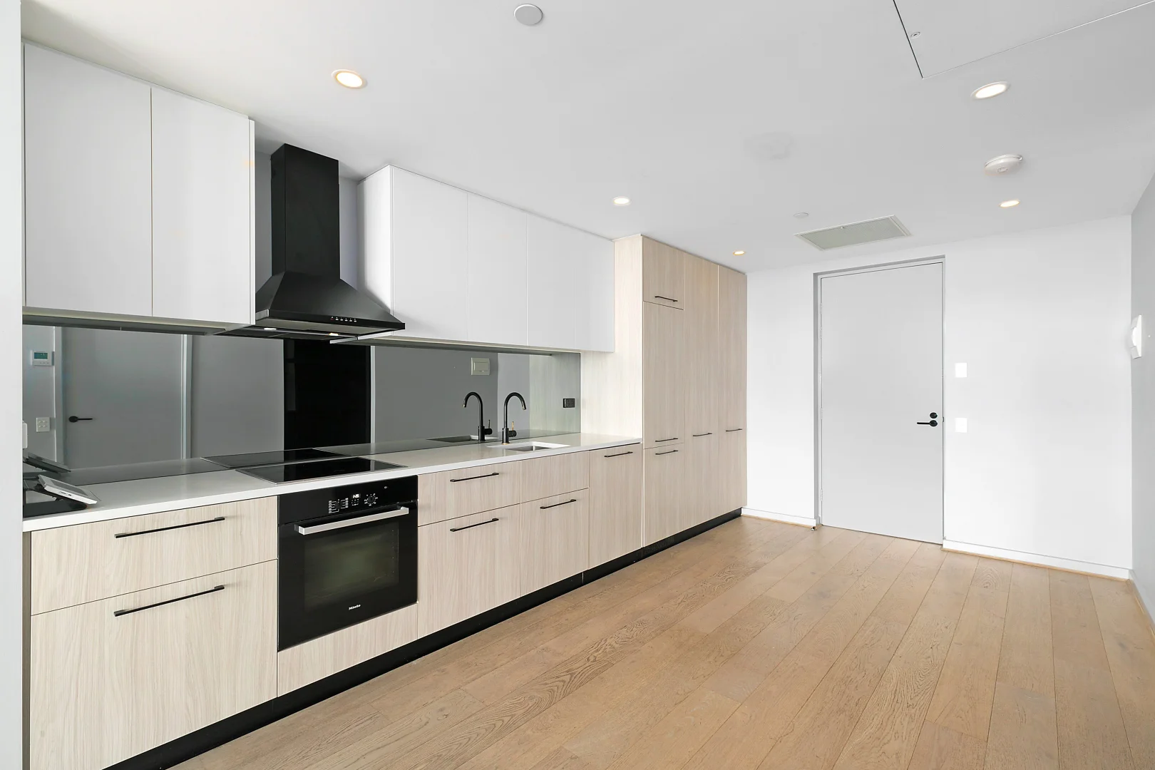 Additional image 4 of 5/39 Eastlake Parade, Kingston ACT 2604