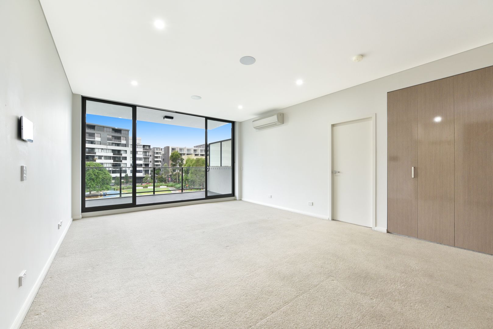 9009/16 Amalfi Drive, Wentworth Point NSW 2127, Image 1