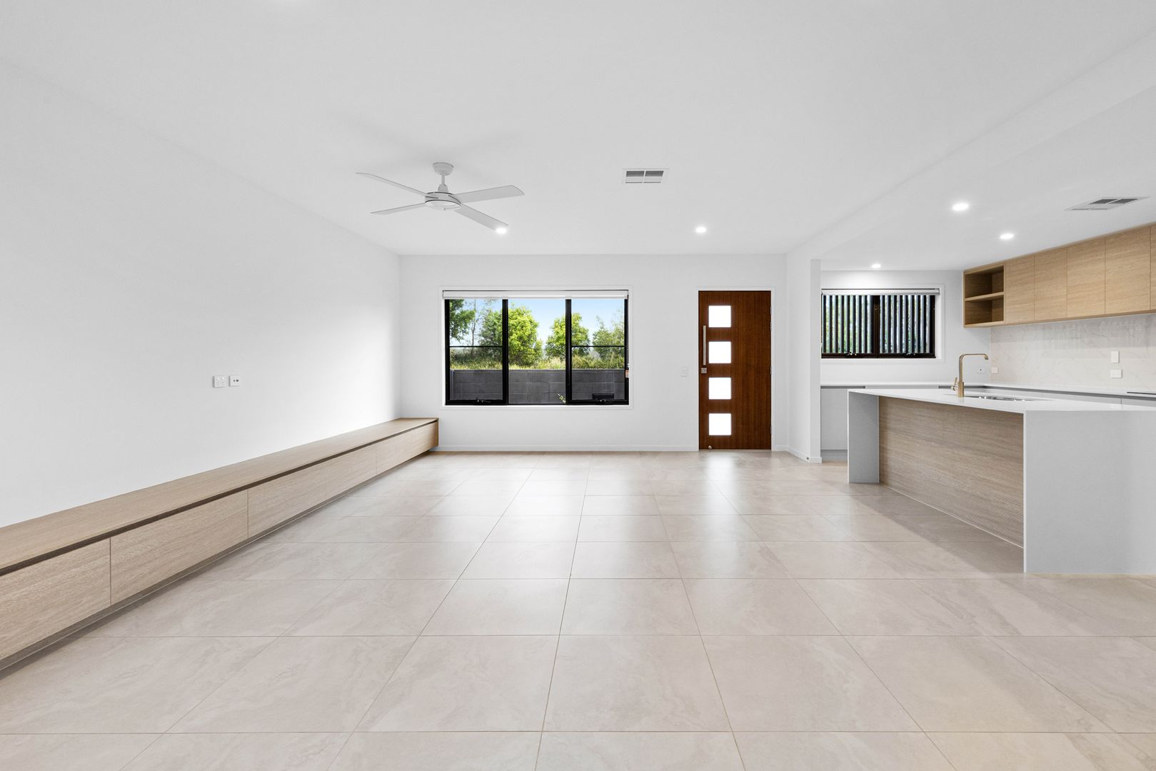 10 Harmony Boulevard, Palmview QLD 4553 House For Rent 730 Domain