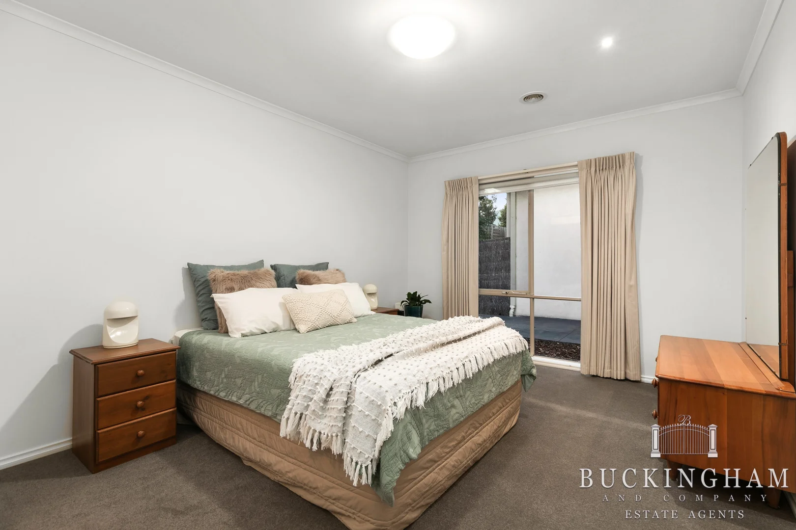 Additional image 9 of 2/64 Rattray Road, Montmorency VIC 3094