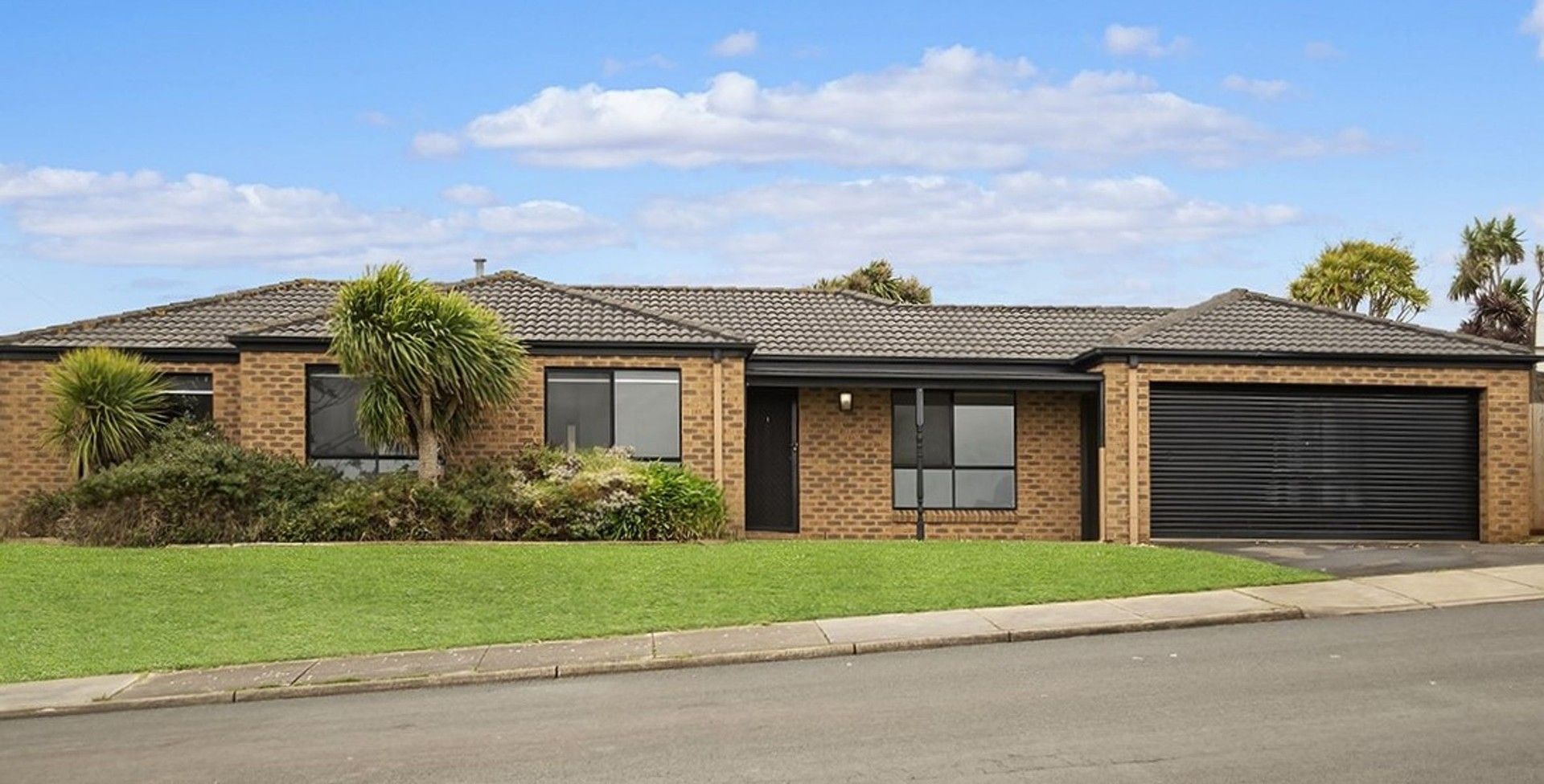 3 bedrooms House in 1 Rongoa Drive WARRNAMBOOL VIC, 3280