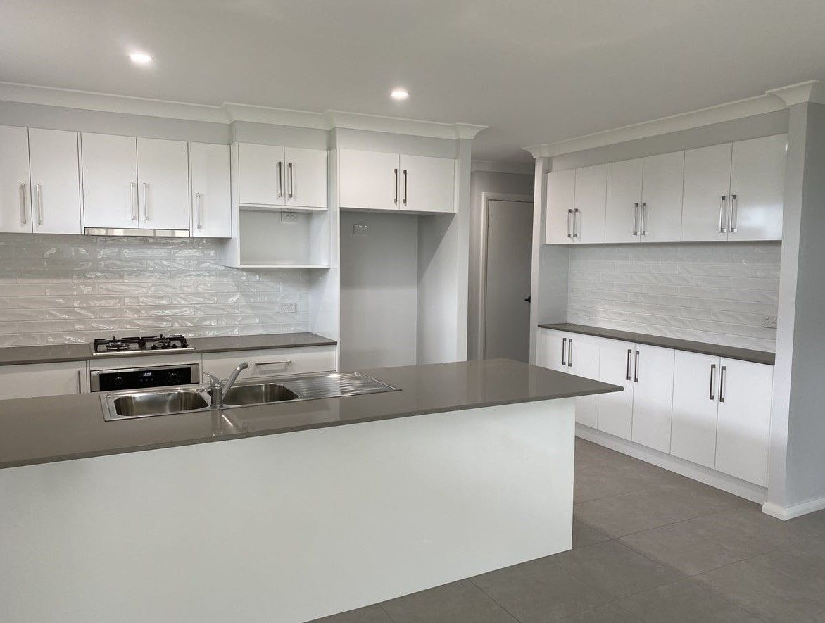3 bedrooms House in 4 Jabiru Avenue MARYLAND NSW, 2287