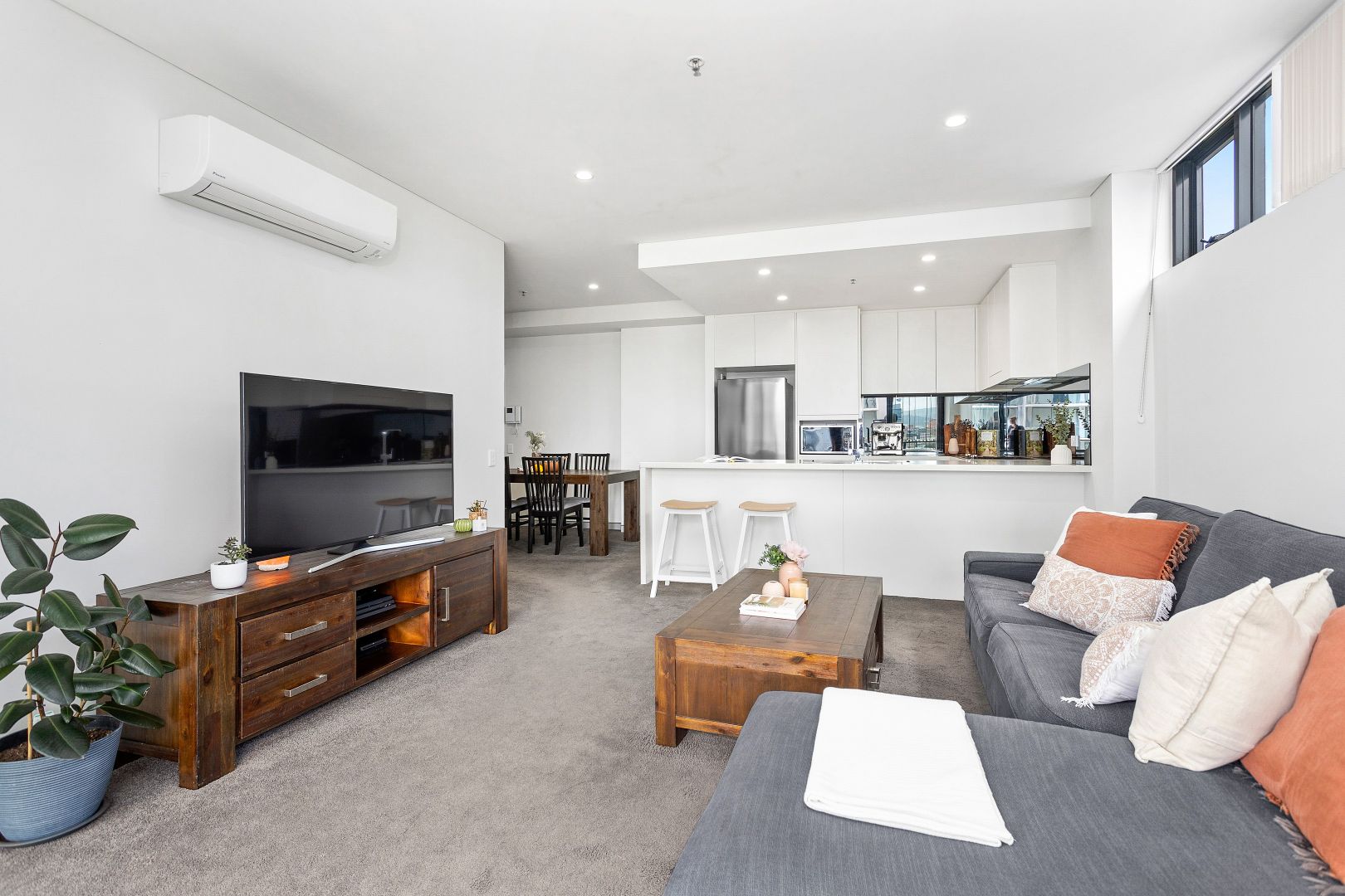 1103/41 Crown Street, Wollongong NSW 2500, Image 1