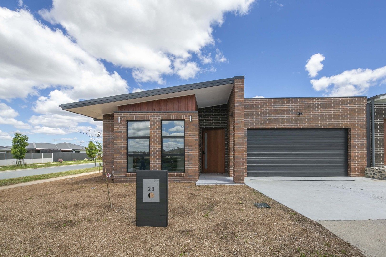 4 bedrooms House in 23 Marjorie Matthews Street TAYLOR ACT, 2913