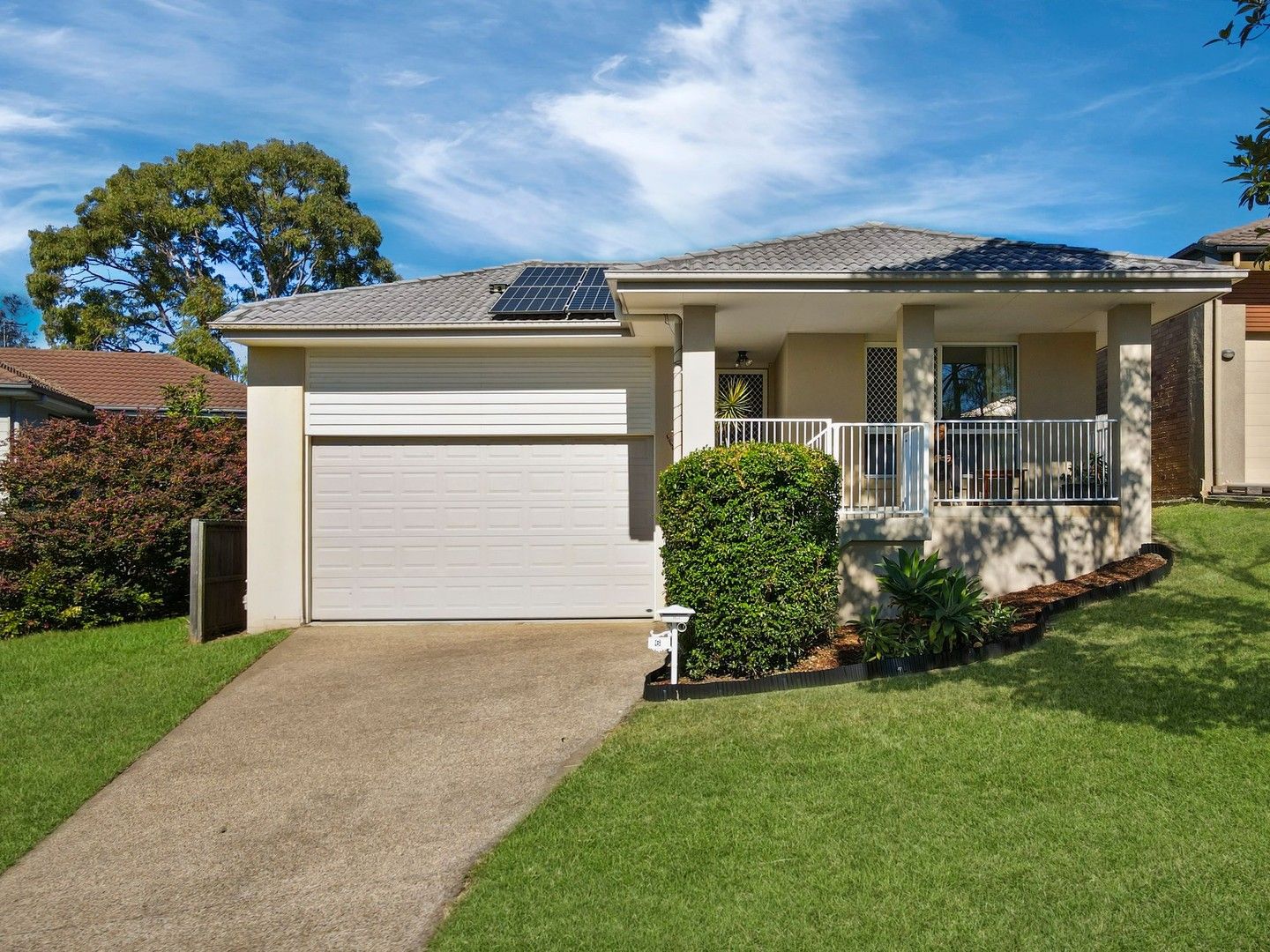 4 bedrooms House in 6 Driftwood Place SPRINGFIELD LAKES QLD, 4300