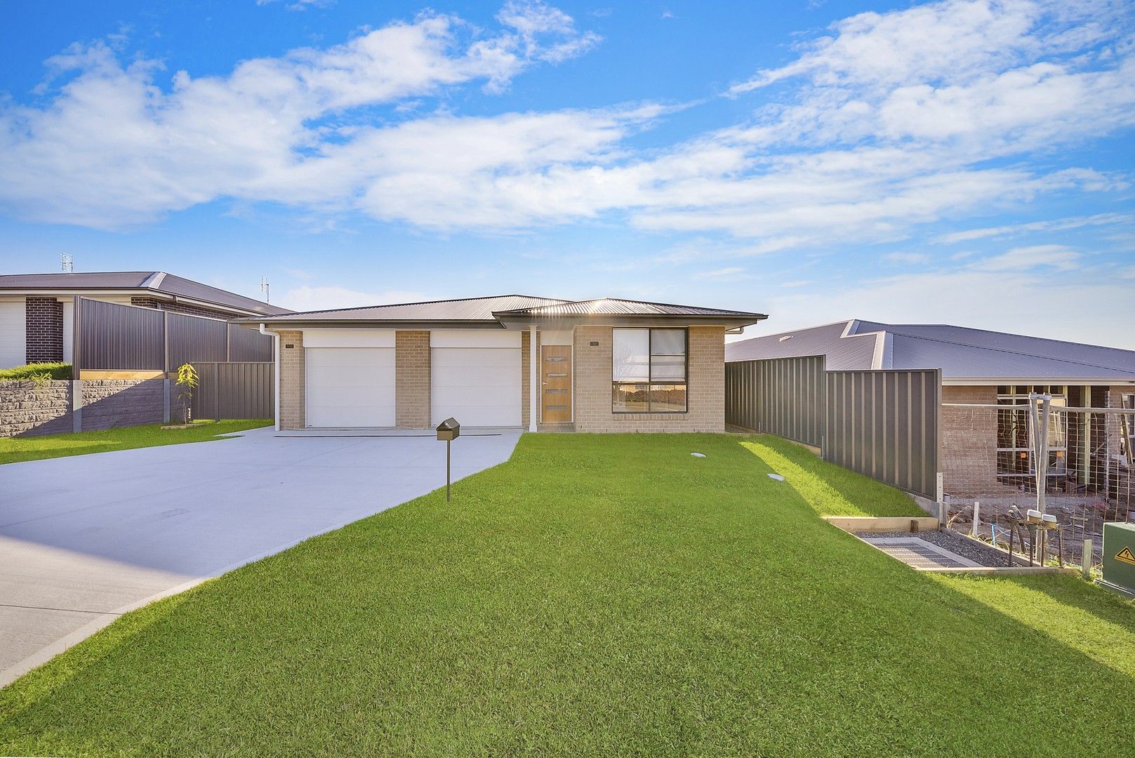 4 bedrooms House in 13 Ryans Road GILLIESTON HEIGHTS NSW, 2321