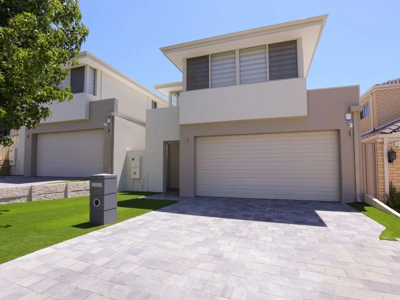 4A Peterborough Circle, North Lake WA 6163