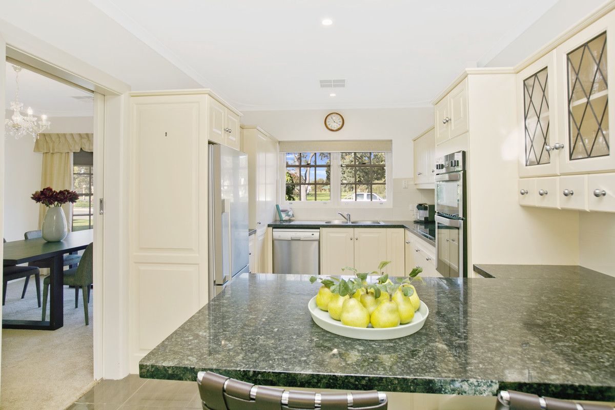 4 Lindfield Avenue, Novar Gardens SA 5040, Image 2