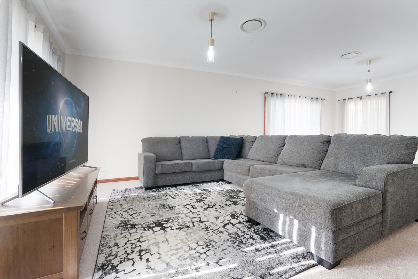 6A John Street, The Oaks NSW 2570, Image 1