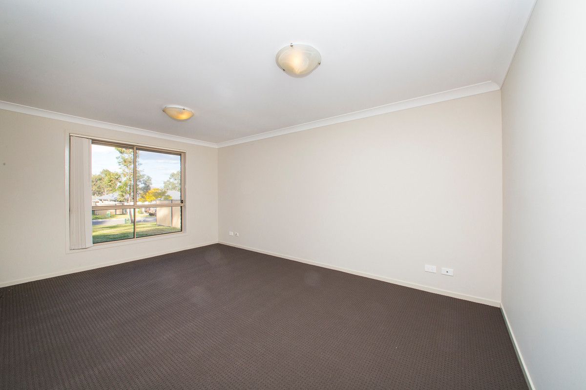 21 Marsanne Close, Cessnock NSW 2325, Image 2