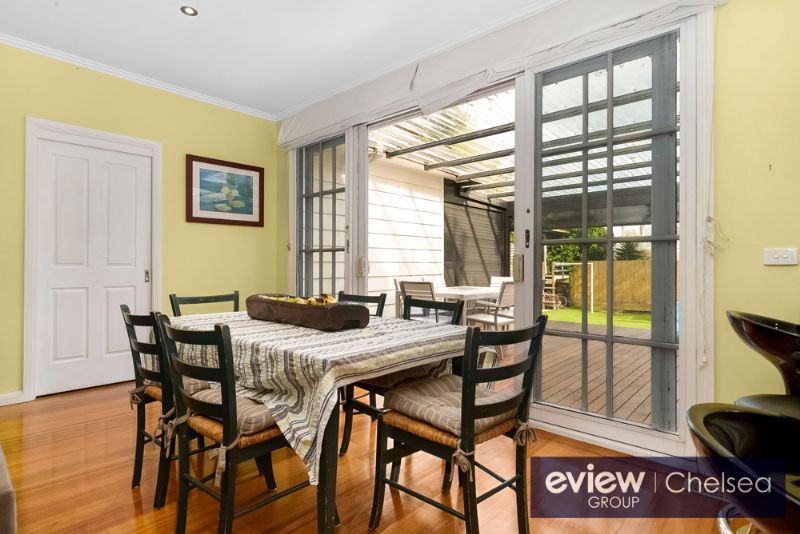 6 Alfred Street, Beaumaris VIC 3193, Image 2