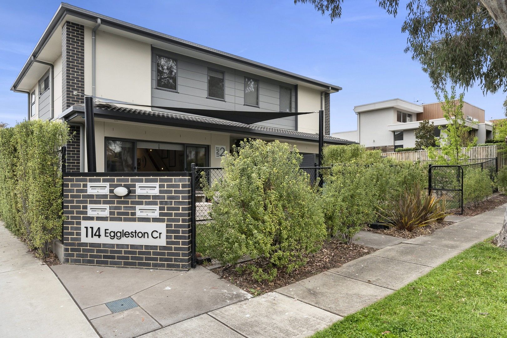 2/114 Eggleston Crescent, Chifley ACT 2606, Image 0