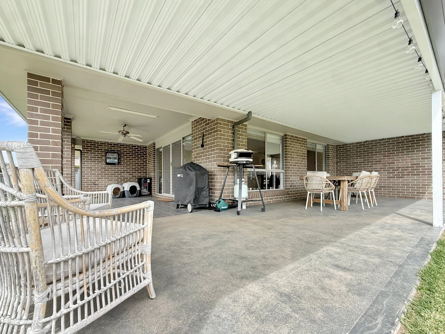 6 Petticoat Lane, Young NSW 2594 | Domain