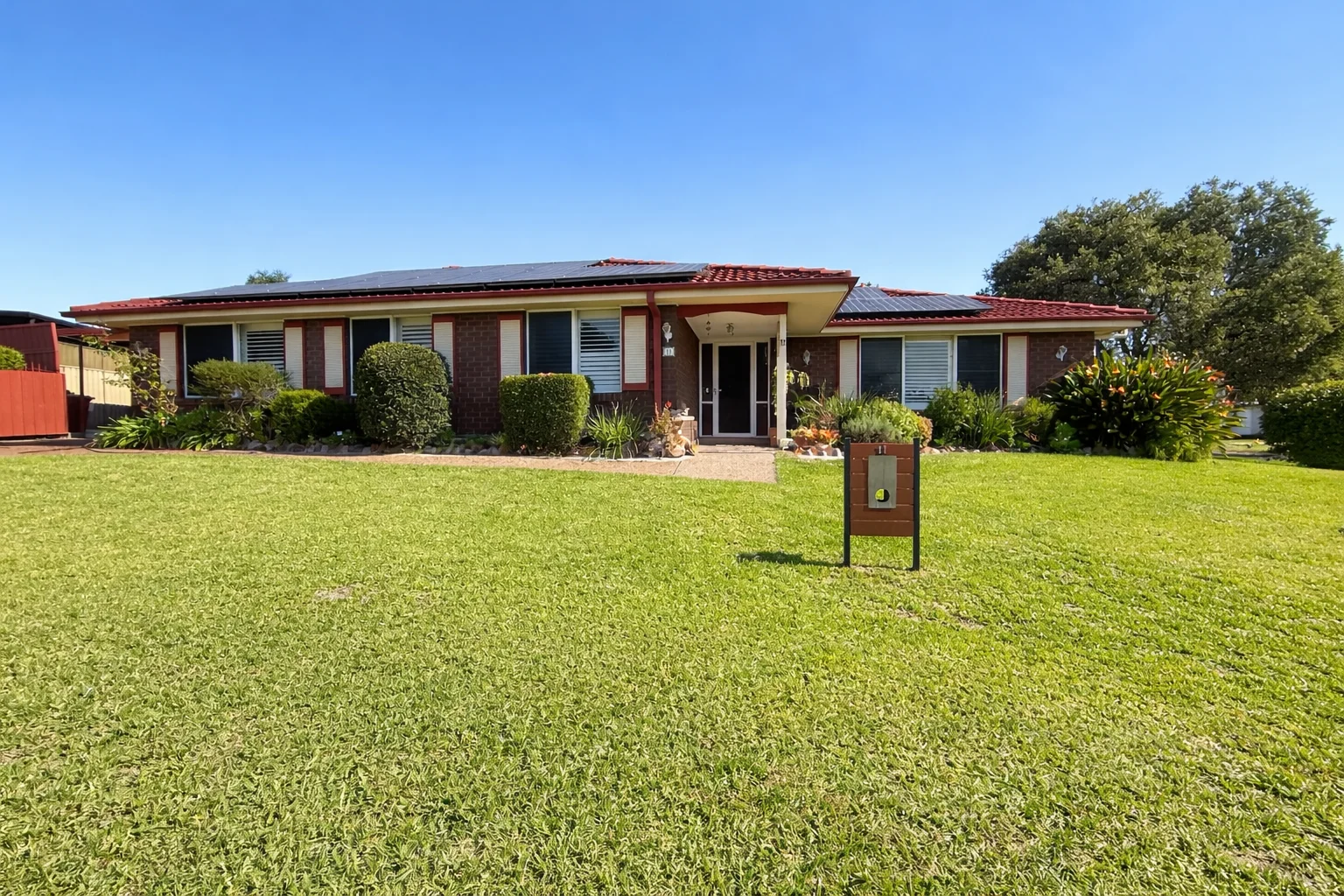 8 Rivendell Crescent, Werrington Downs NSW 2747