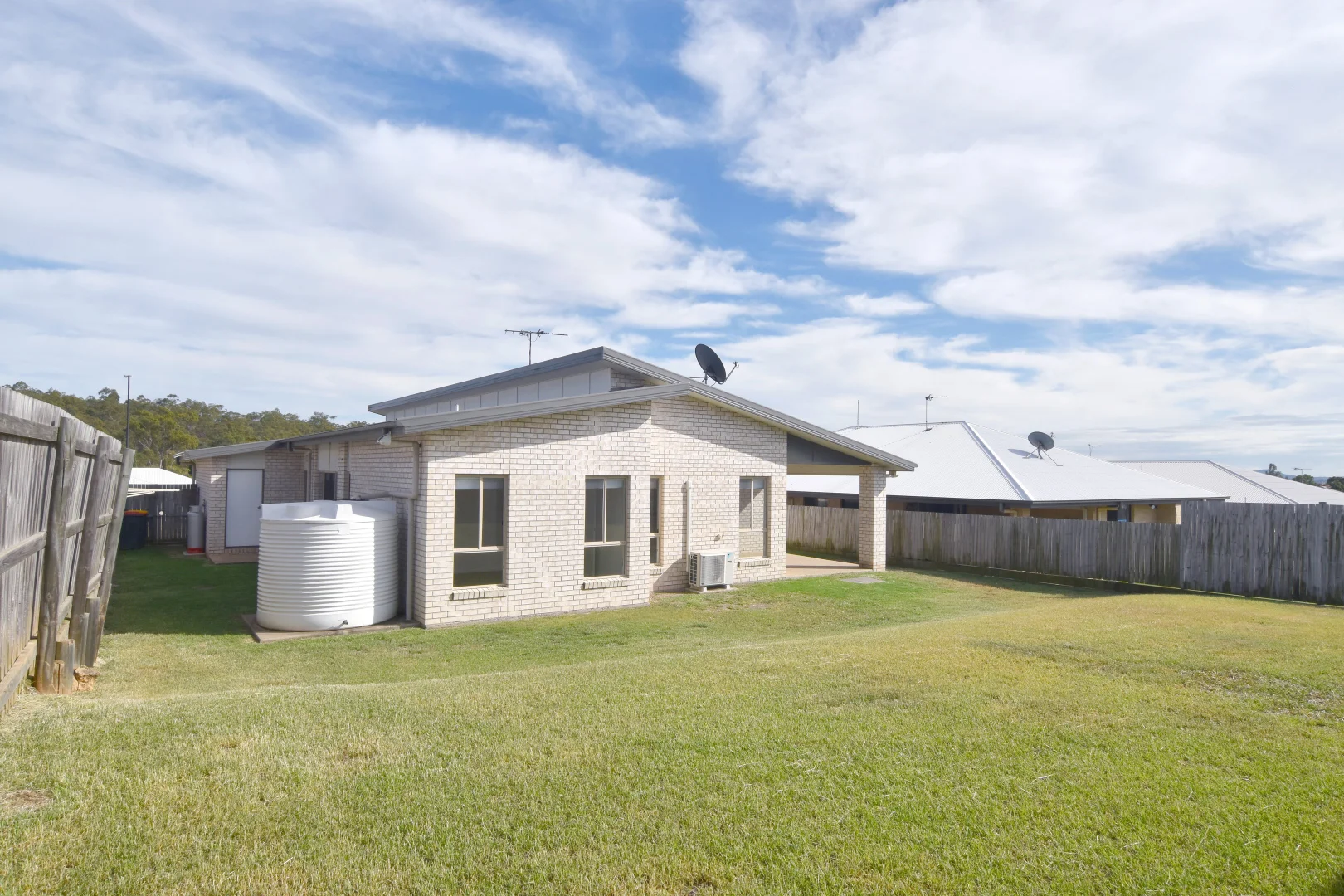 Additional image 18 of 25 Bottlebrush Drive, Kirkwood QLD 4680