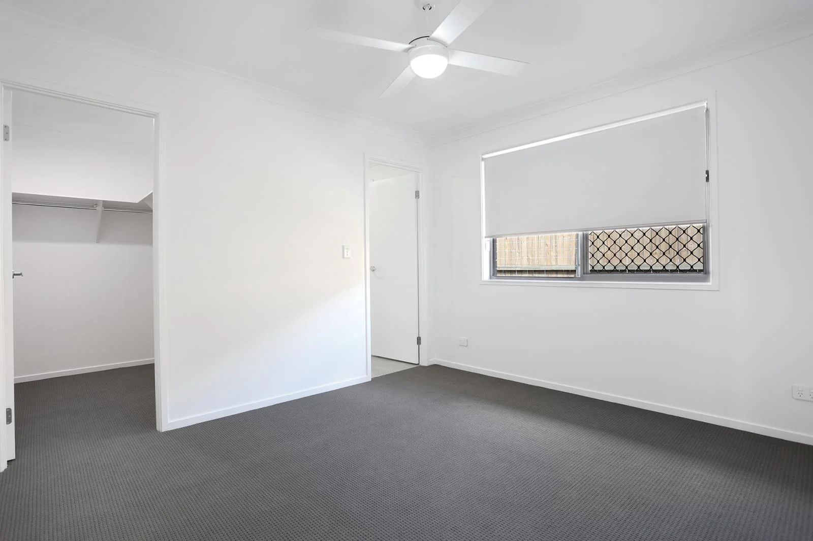 Additional image 5 of 42 Isla Street, Park Ridge QLD 4125