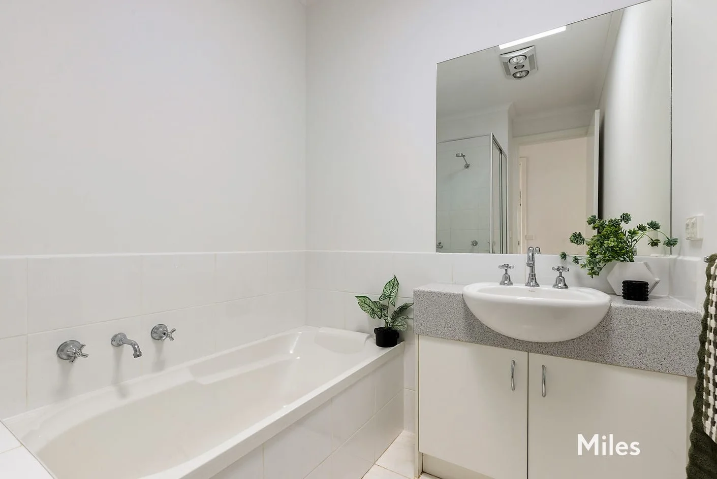 Additional image 5 of 2/12 Mary Avenue, Heidelberg Heights VIC 3081