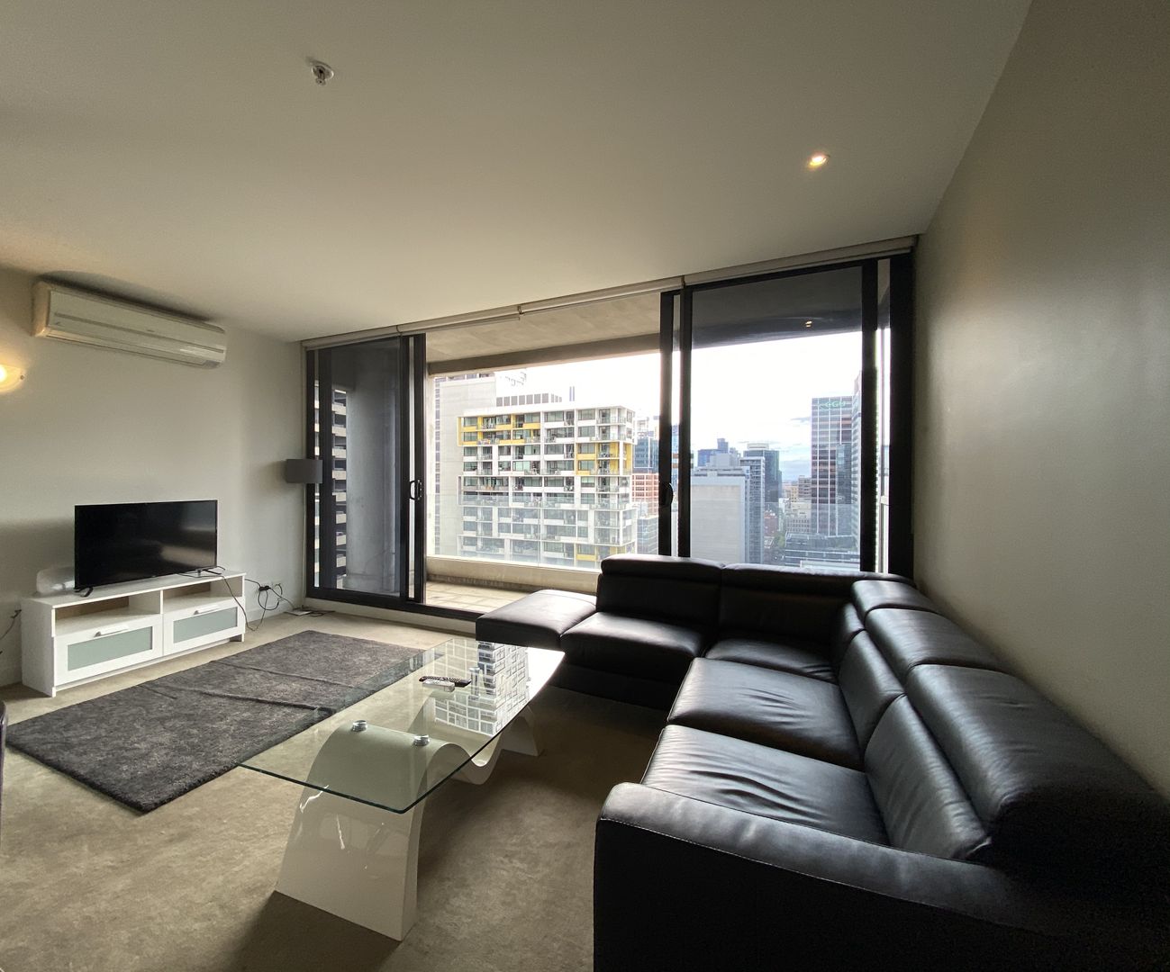 2901 200 Spencer Street Melbourne Vic 3000 Apartment For Rent 580 Domain