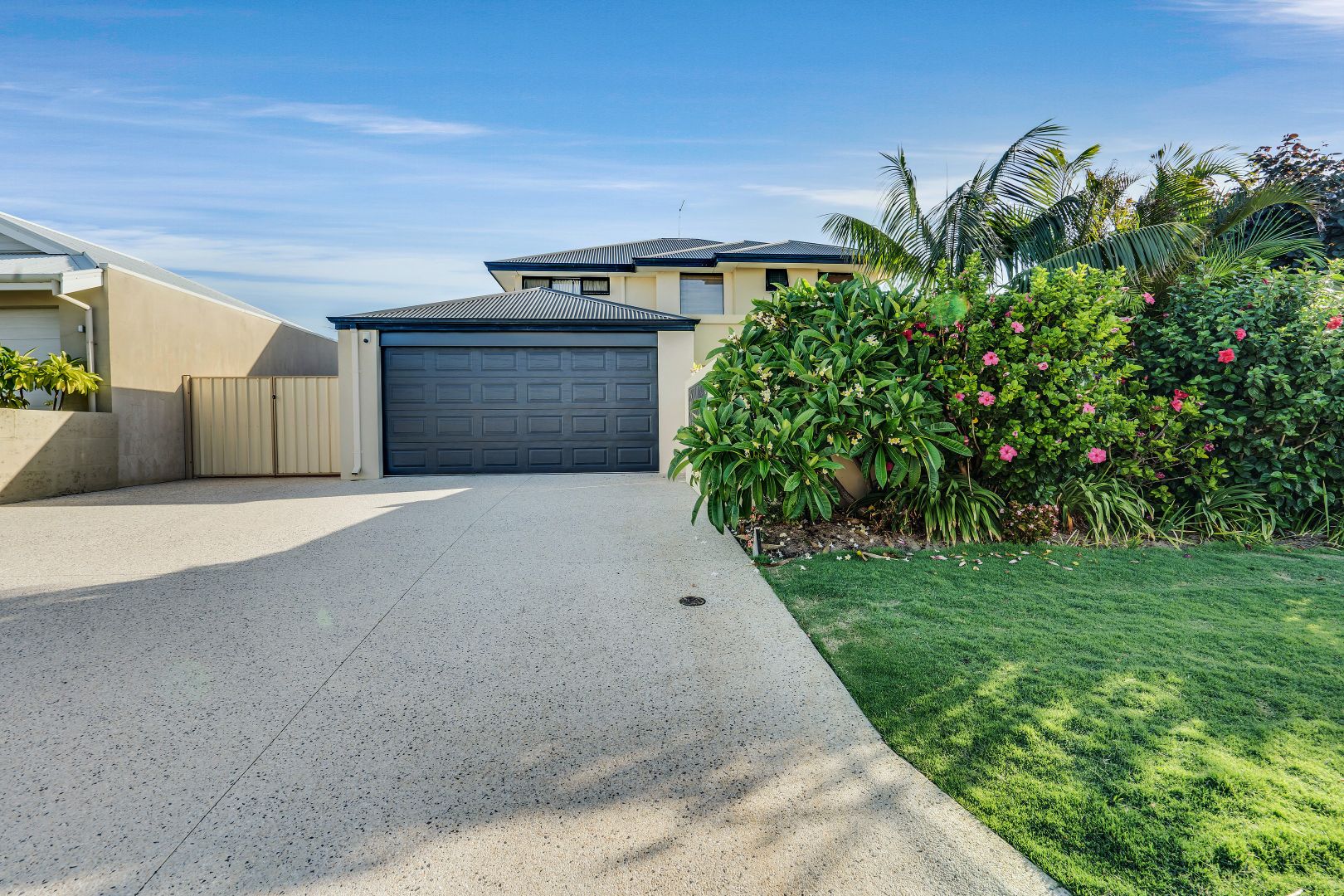 16 Frederick Way, Wannanup WA 6210