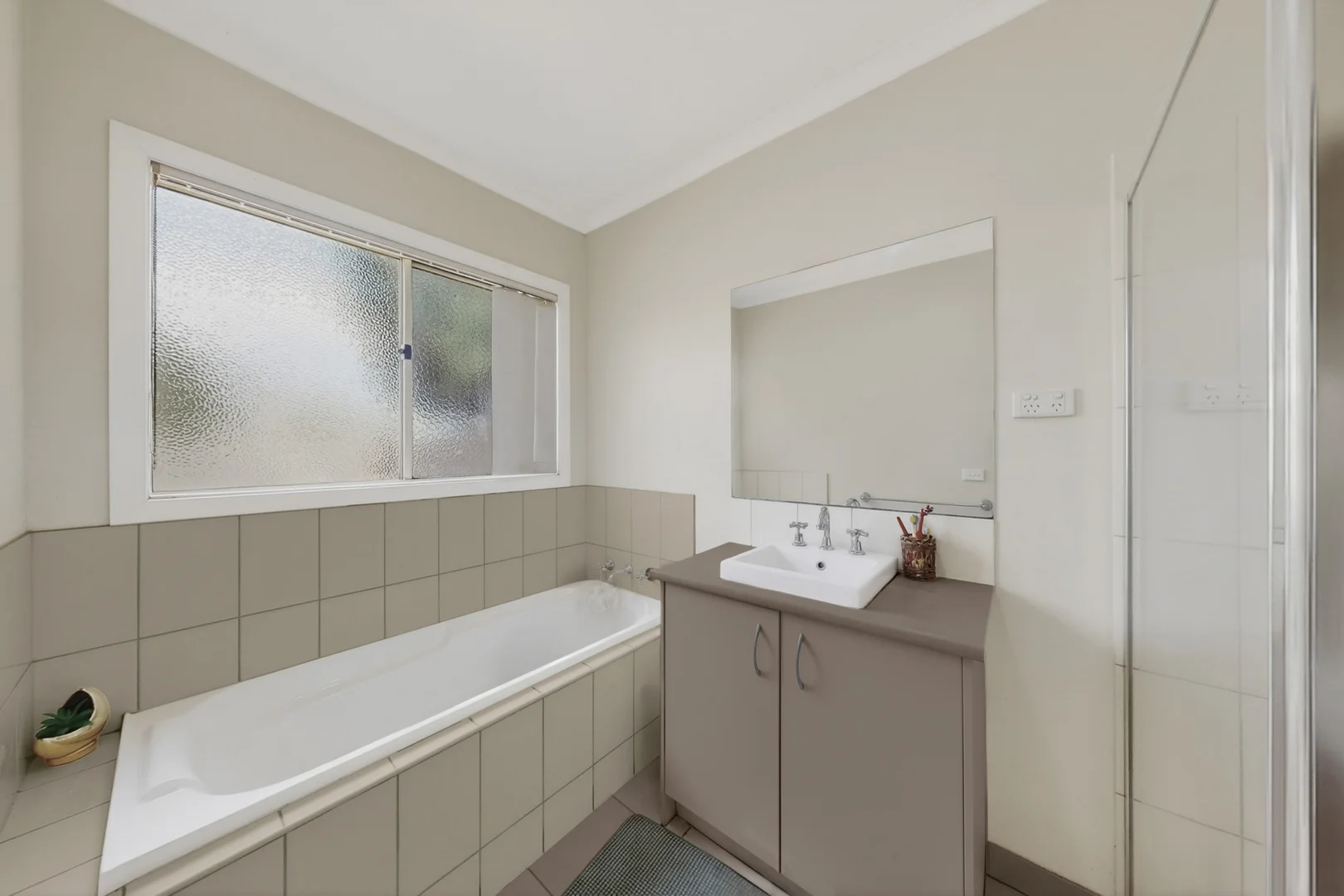 Additional image 12 of 8 Light Fingers Street, Kurunjang VIC 3337