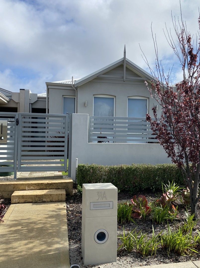 3 bedrooms Apartment / Unit / Flat in 39A Constellation Drive AUSTRALIND WA, 6233