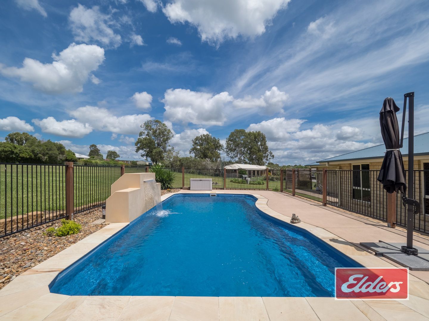 18-22 Sir Tristram Court, Glenlogan QLD 4280, Image 2