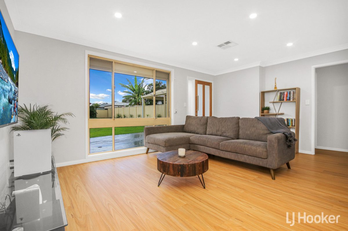 3 Garrick Place, Doonside NSW 2767, Image 2