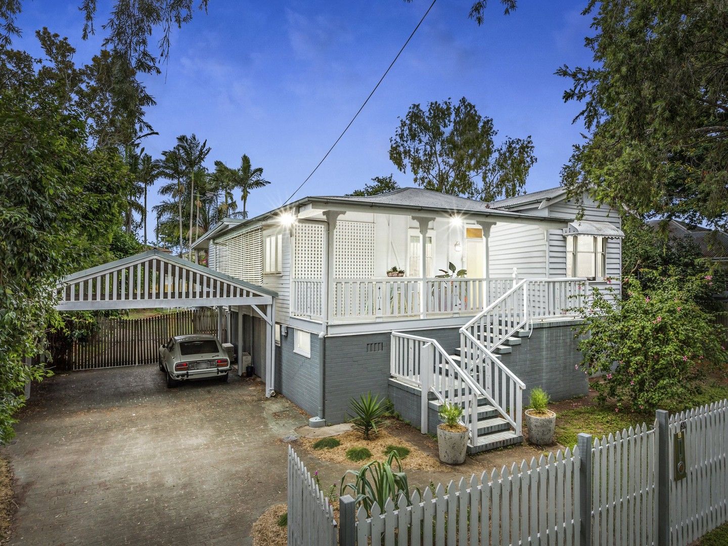 3 bedrooms House in 39 Weinholt Street SHERWOOD QLD, 4075