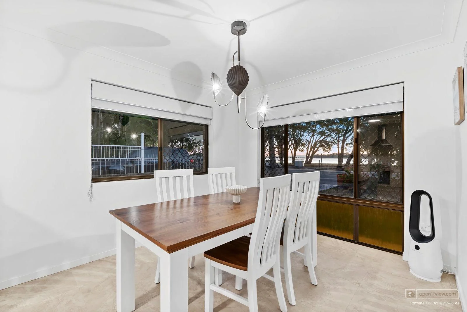 1/137-139 Welsby Parade, Bongaree QLD 4507