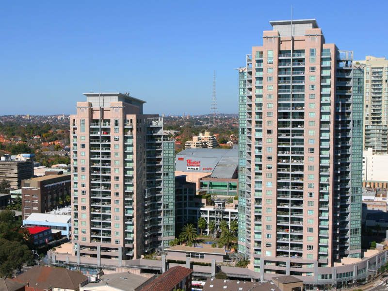 3 bedrooms Apartment / Unit / Flat in A1501/2A Help St CHATSWOOD NSW, 2067