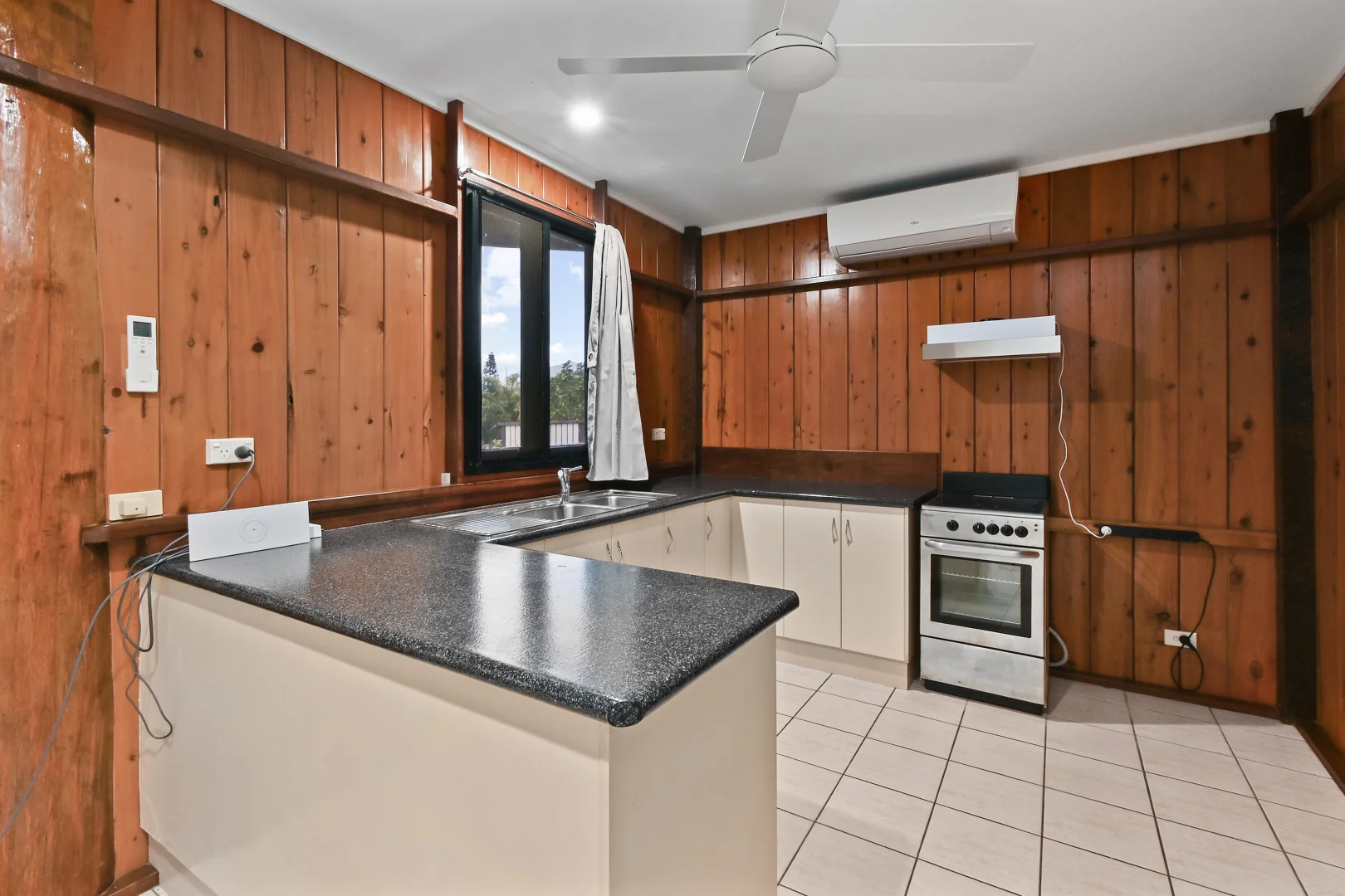 Additional image 3 of 7 THORNTON COURT, White Rock QLD 4868