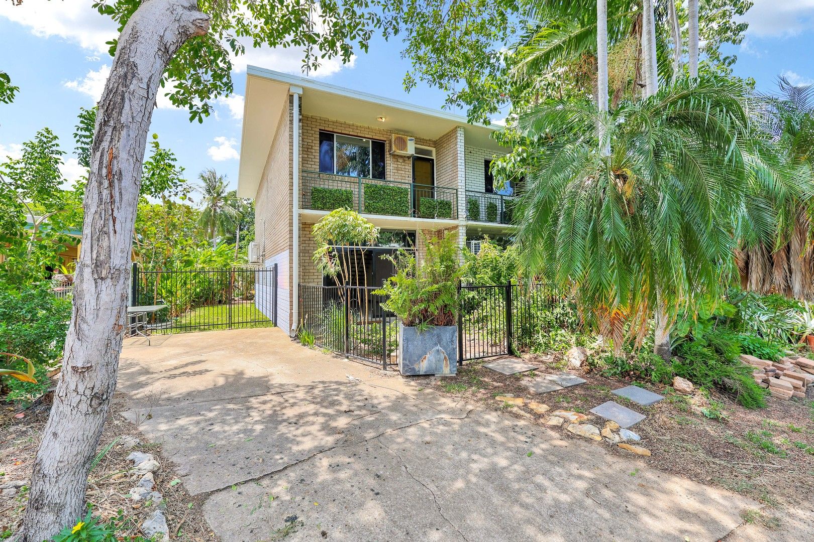 2 bedrooms Apartment / Unit / Flat in 4/16 Floyd Court COCONUT GROVE NT, 0810