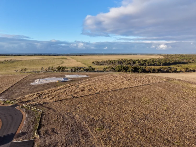 Additional image 4 of 75 Minotaur Loop, Drome WA 6330