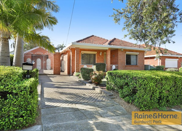 17 Berring Avenue, Roselands NSW 2196