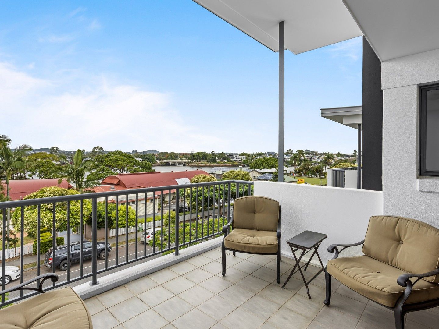 3 bedrooms Apartment / Unit / Flat in 6/43 Oxlade Drive NEW FARM QLD, 4005