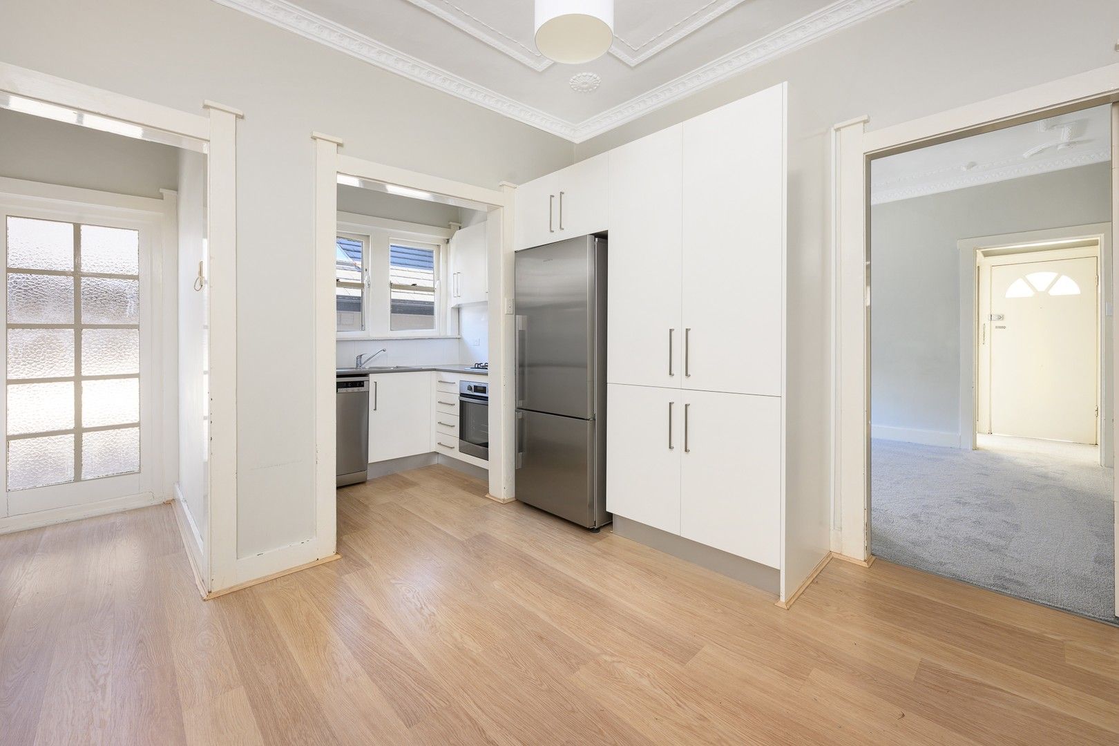 2 bedrooms Apartment / Unit / Flat in 3/41 Young Street NEUTRAL BAY NSW, 2089