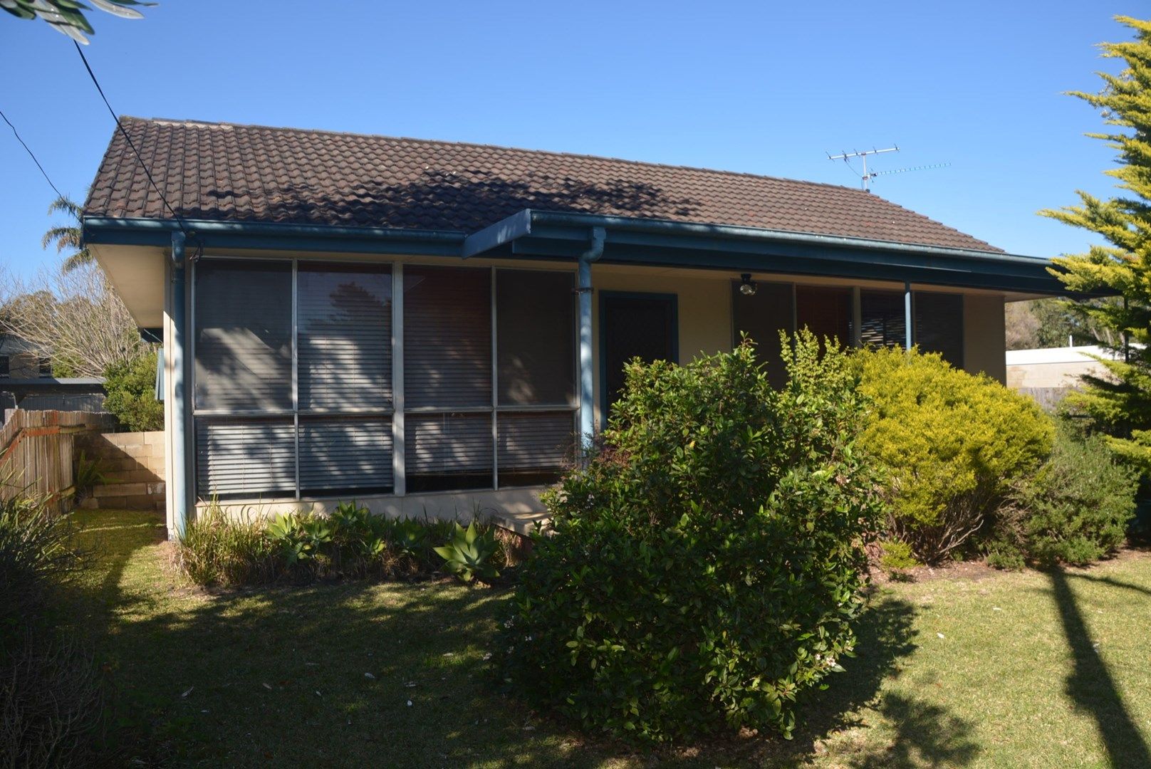 9 Baker Street, Broulee Property History & Address Research Domain