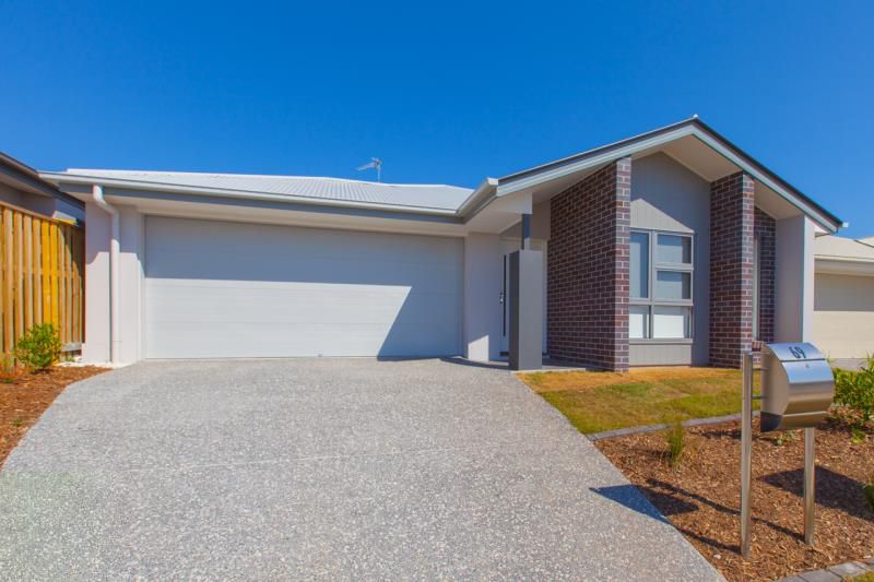 4 bedrooms House in 69 Stinson Circuit COOMERA QLD, 4209
