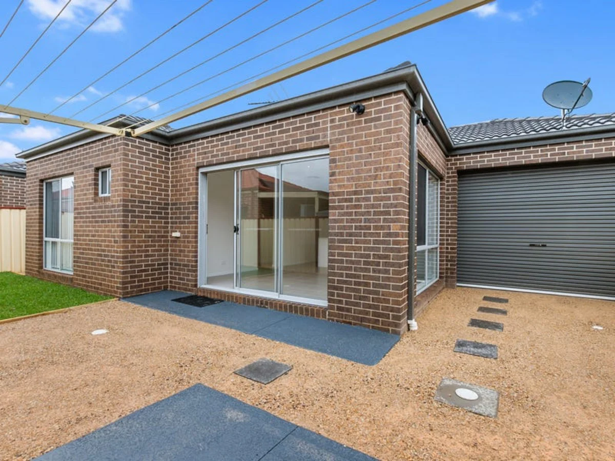 Additional image 9 of 3/2 Fishburn Grove, Harkness VIC 3337