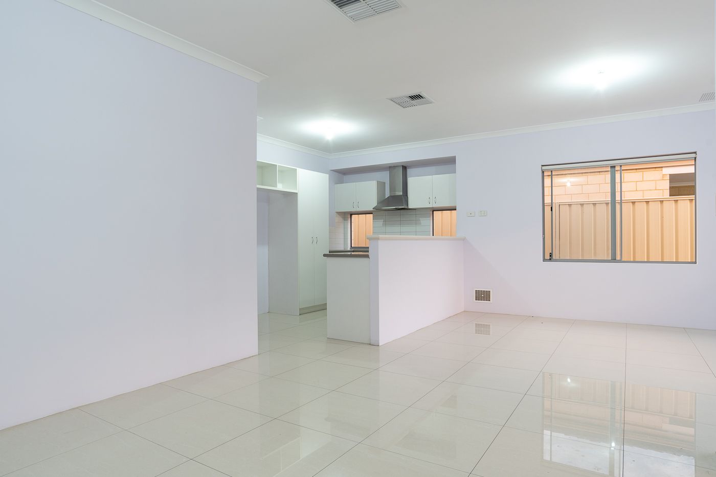 Property Report For 43 Derisleigh Street Cannington Wa 6107