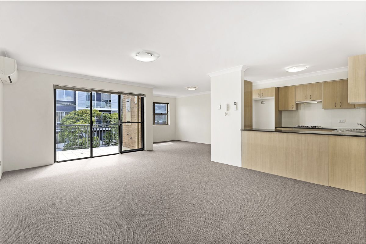 2 bedrooms Apartment / Unit / Flat in 10/998 Old Princes Highway ENGADINE NSW, 2233