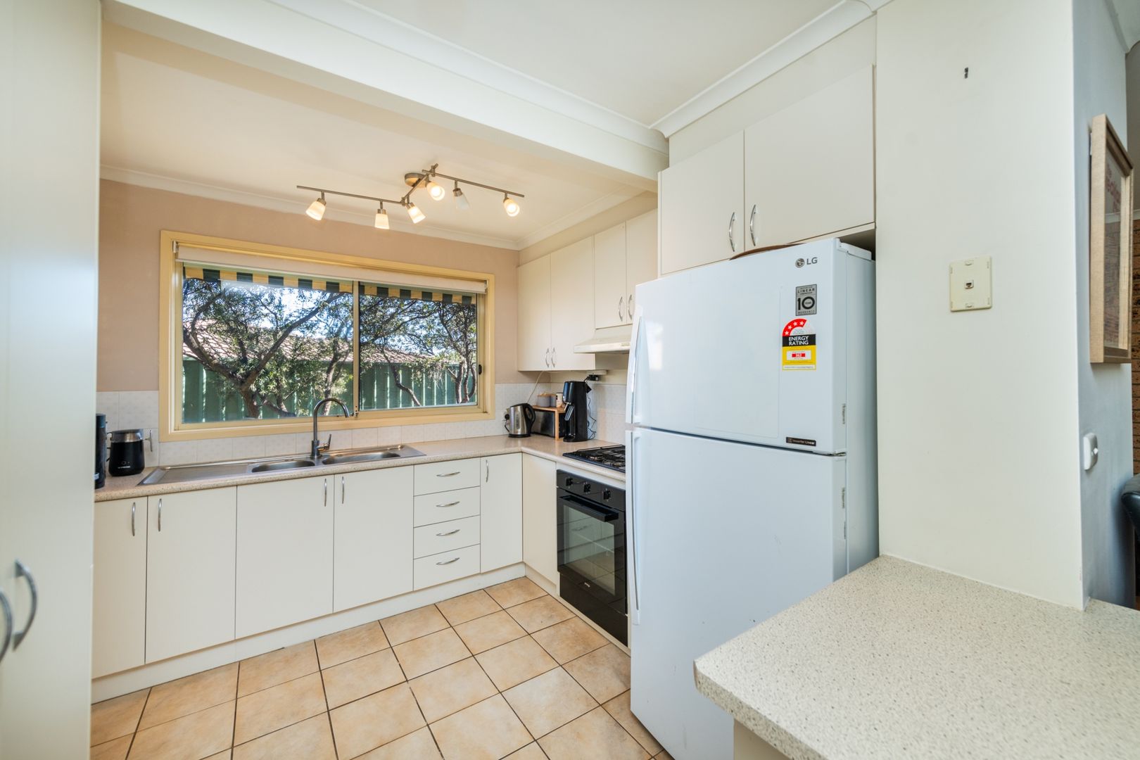 3/25 Henderson Road, Queanbeyan NSW 2620, Image 2