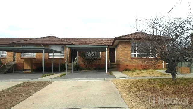 2/76 Tharwa Road, Queanbeyan NSW 2620