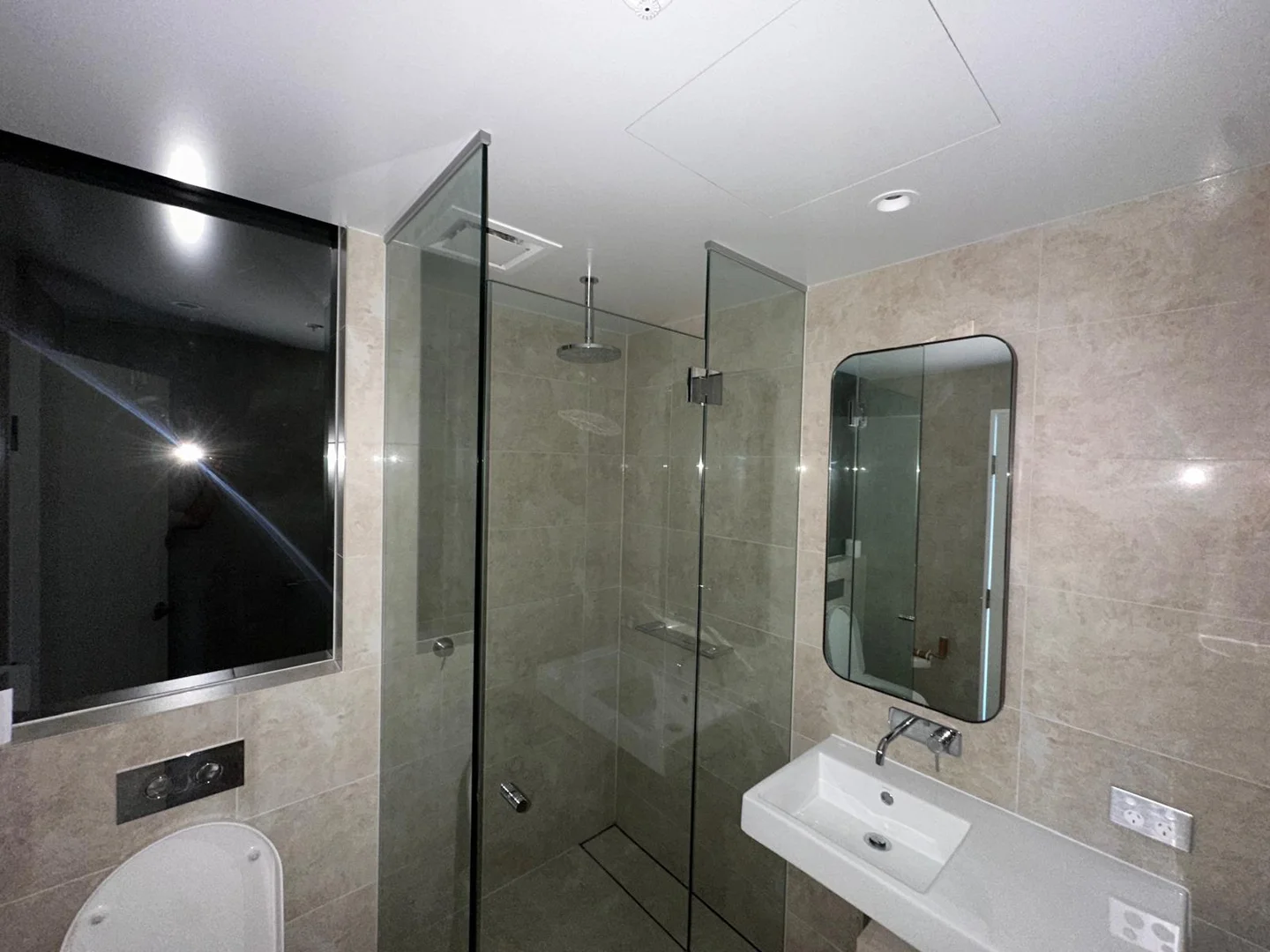 Additional image 10 of 2b2b/103 South Wharf Drive, Docklands VIC 3008