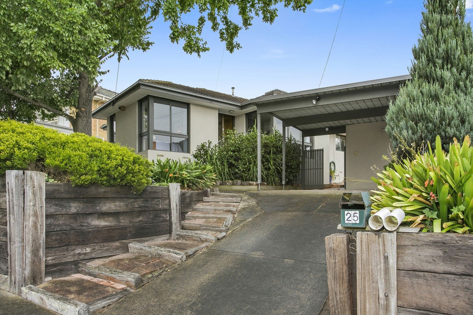 25 Glengate Street, Hamlyn Heights VIC 3215, Image 0