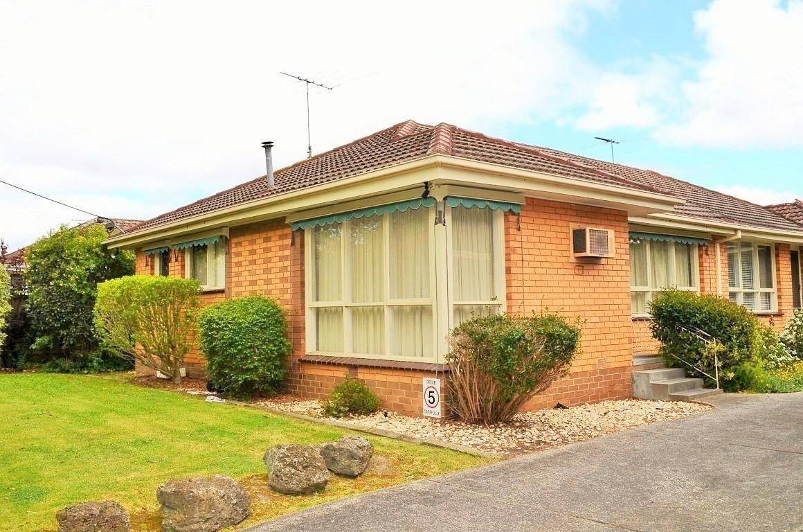 2 bedrooms Apartment / Unit / Flat in 1/370 Auburn Road HAWTHORN VIC, 3122