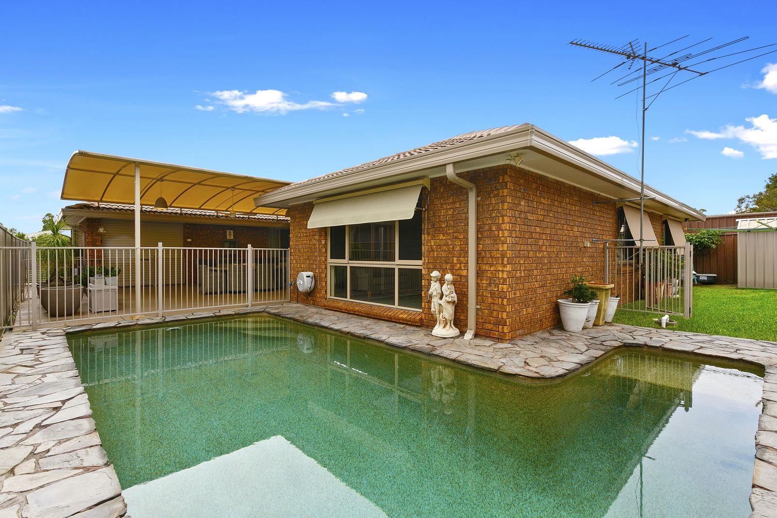 12 Elliston Place, Barden Ridge NSW 2234, Image 1