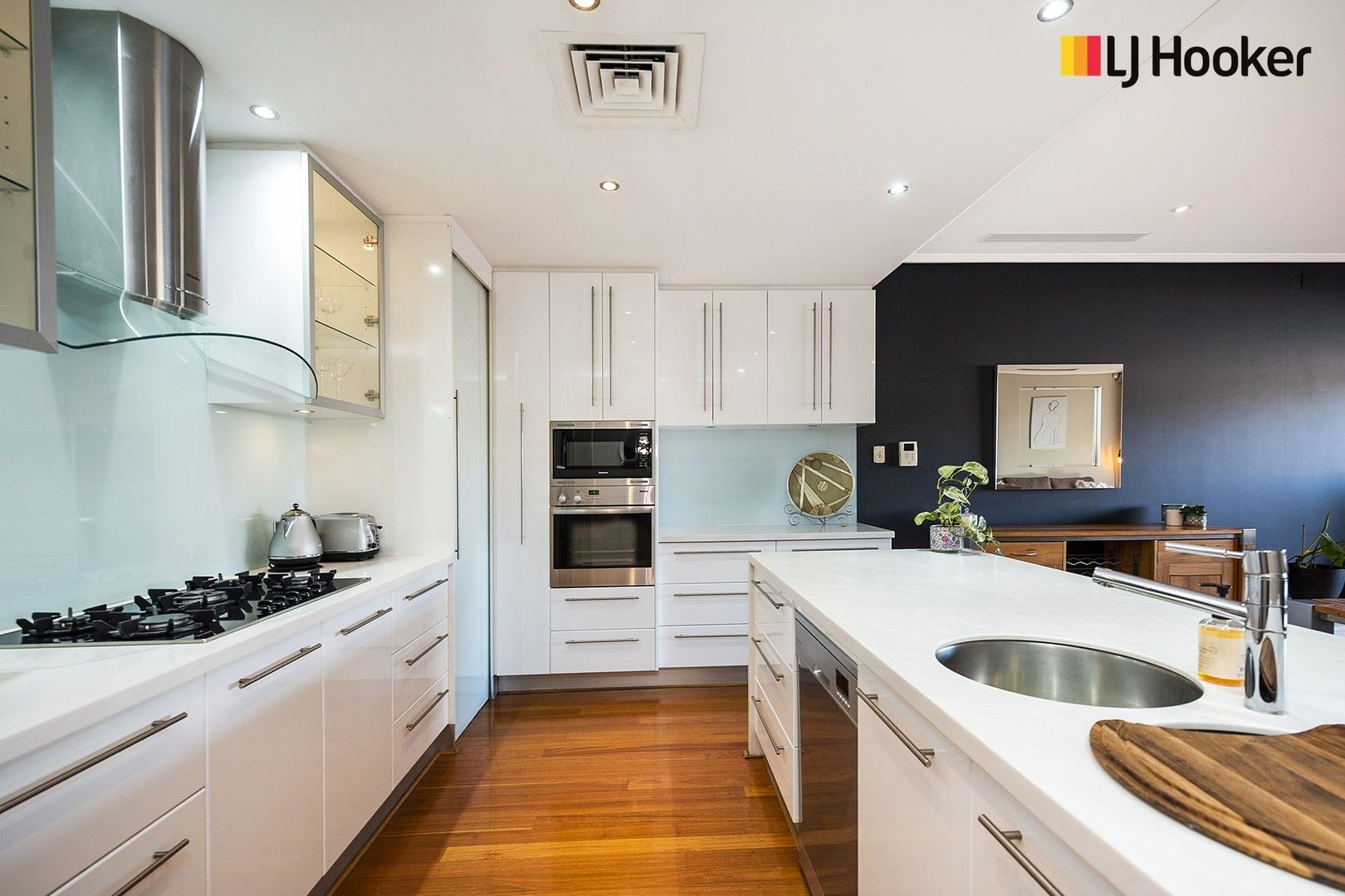 3 bedrooms Townhouse in 64 Coghlan Road SUBIACO WA, 6008