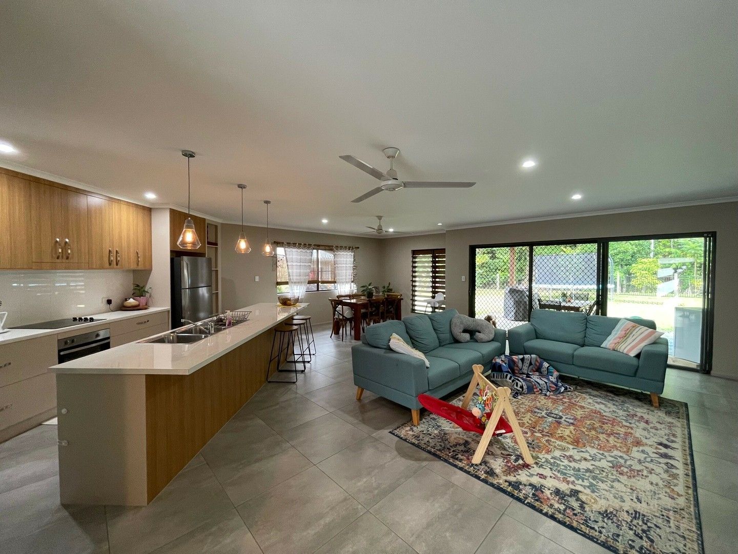 21 Oceanview Dr, Wongaling Beach QLD 4852, Image 0