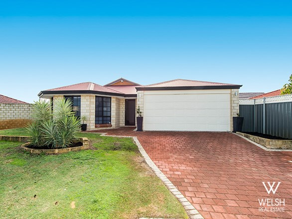 4 Freeduff Drive, Wattle Grove WA 6107